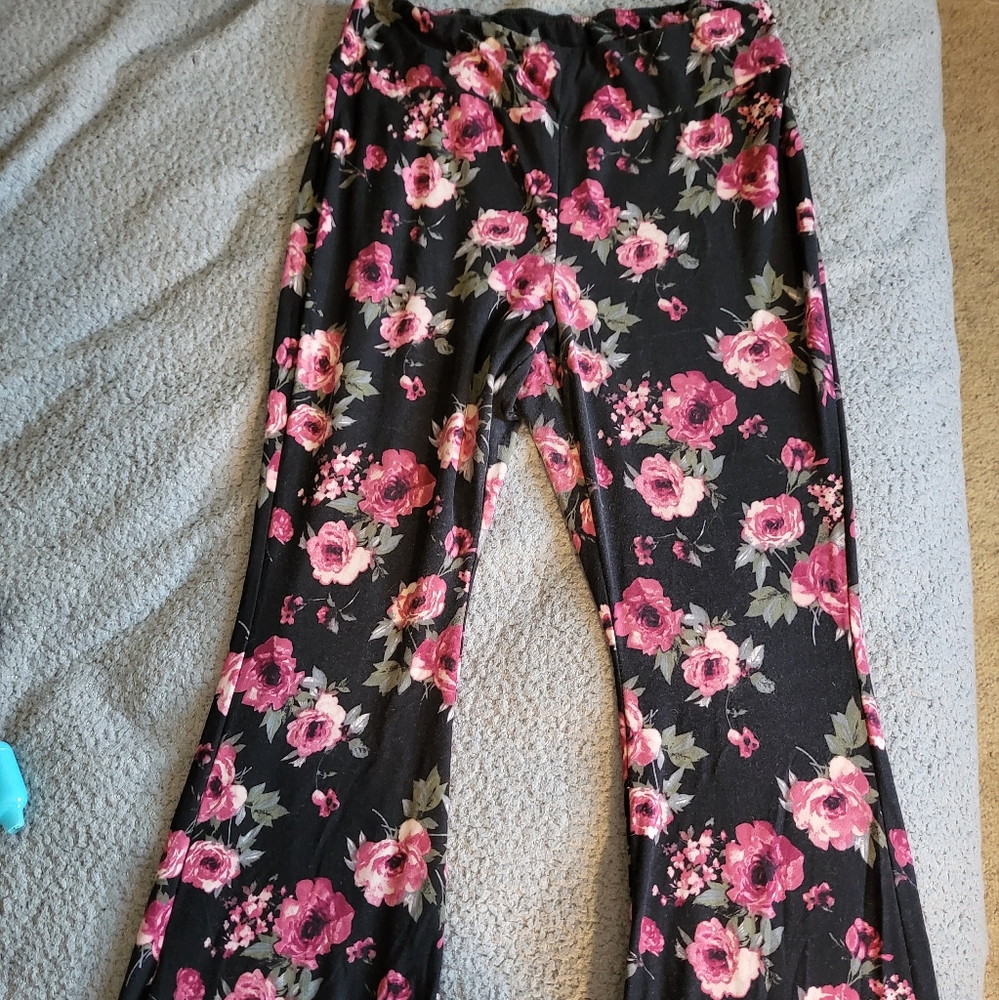 Floral Flare Leggings